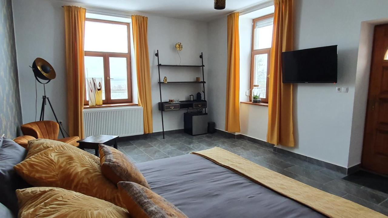 Bed and Breakfast Tisza White House Tiszaszolos Exteriér fotografie